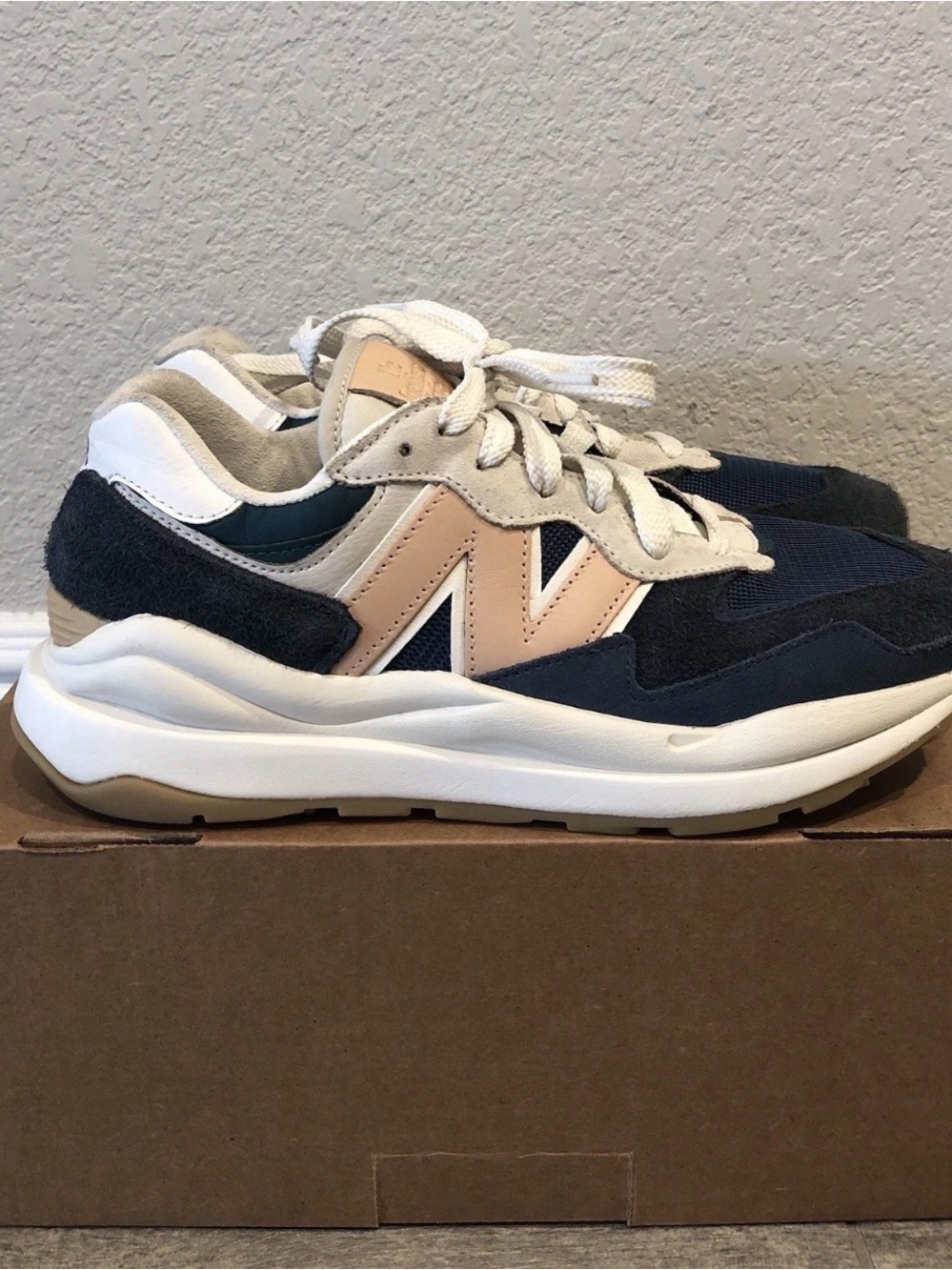New Balance 327 Unforgettable The Intelligent Choice Sneakers Mens Shoes Size 9
